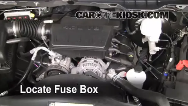 2011 Ram 1500 SLT 4.7L V8 FlexFuel Crew Cab Pickup Fusible (moteur) Remplacement